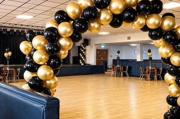 How much balloon décor do you actually need?